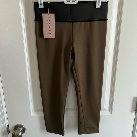 NWT Olympia Activewear Kore Neo Cropped Leggings, Army Green. Size P (0-2) - Picture 2 of 11